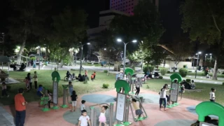 Urfa’da Parklar Işıl Işıl