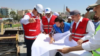Vali Ayhan Ve Başkanlar Yapımı Süren Projeleri İnceledi